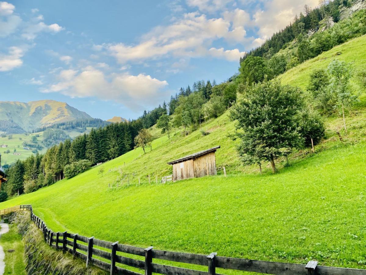 Modern Mountain Apart Directly By Skiing Area Rauris Bagian luar foto